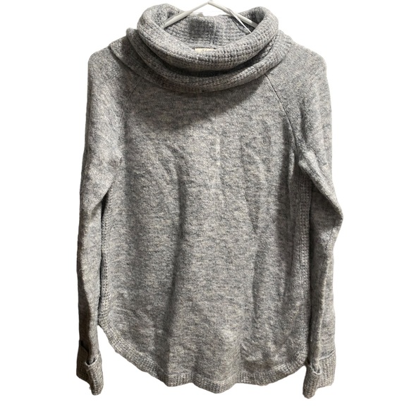 Style & Co. Sweaters - Women’s Style & Co. Grey/White Pullover Sweater size PS super soft